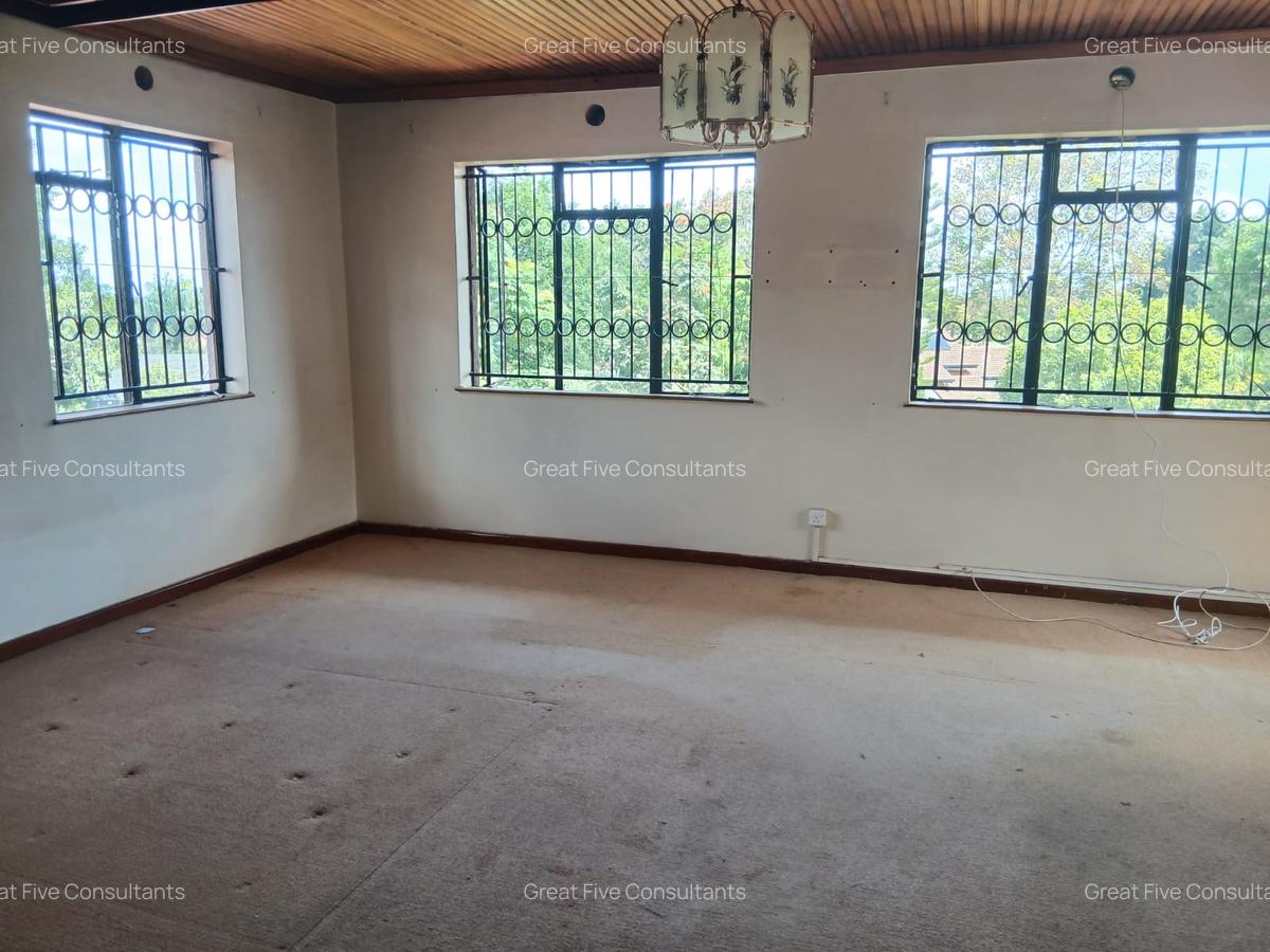 4 Bed Villa with En Suite in Runda - 10