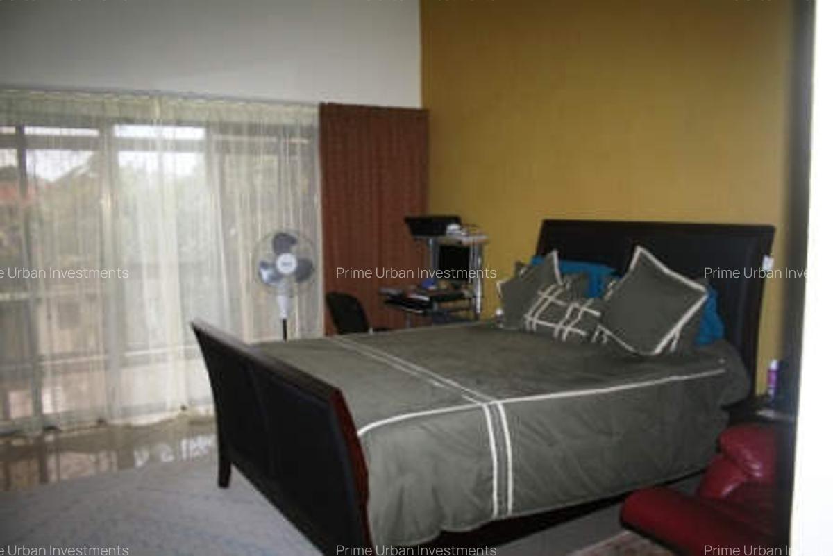 3 Bed House with En Suite in Mkomani - 10