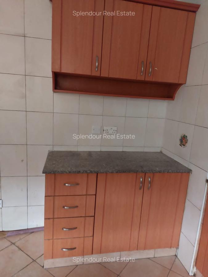 3 Bed Apartment with En Suite in Parklands - 4