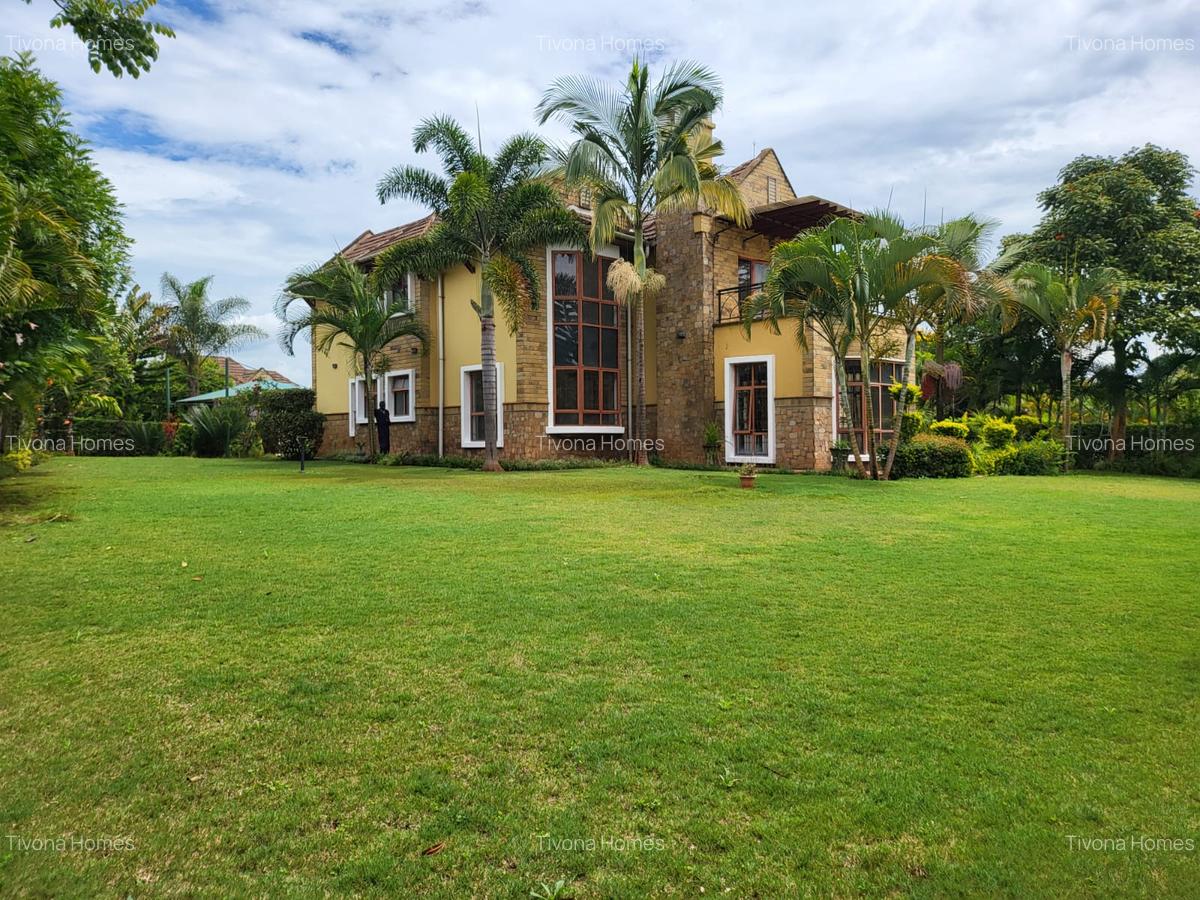 5 Bed Townhouse with Swimming Pool in Runda - 19