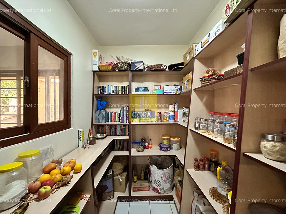 3 Bed Apartment in Parklands - 9