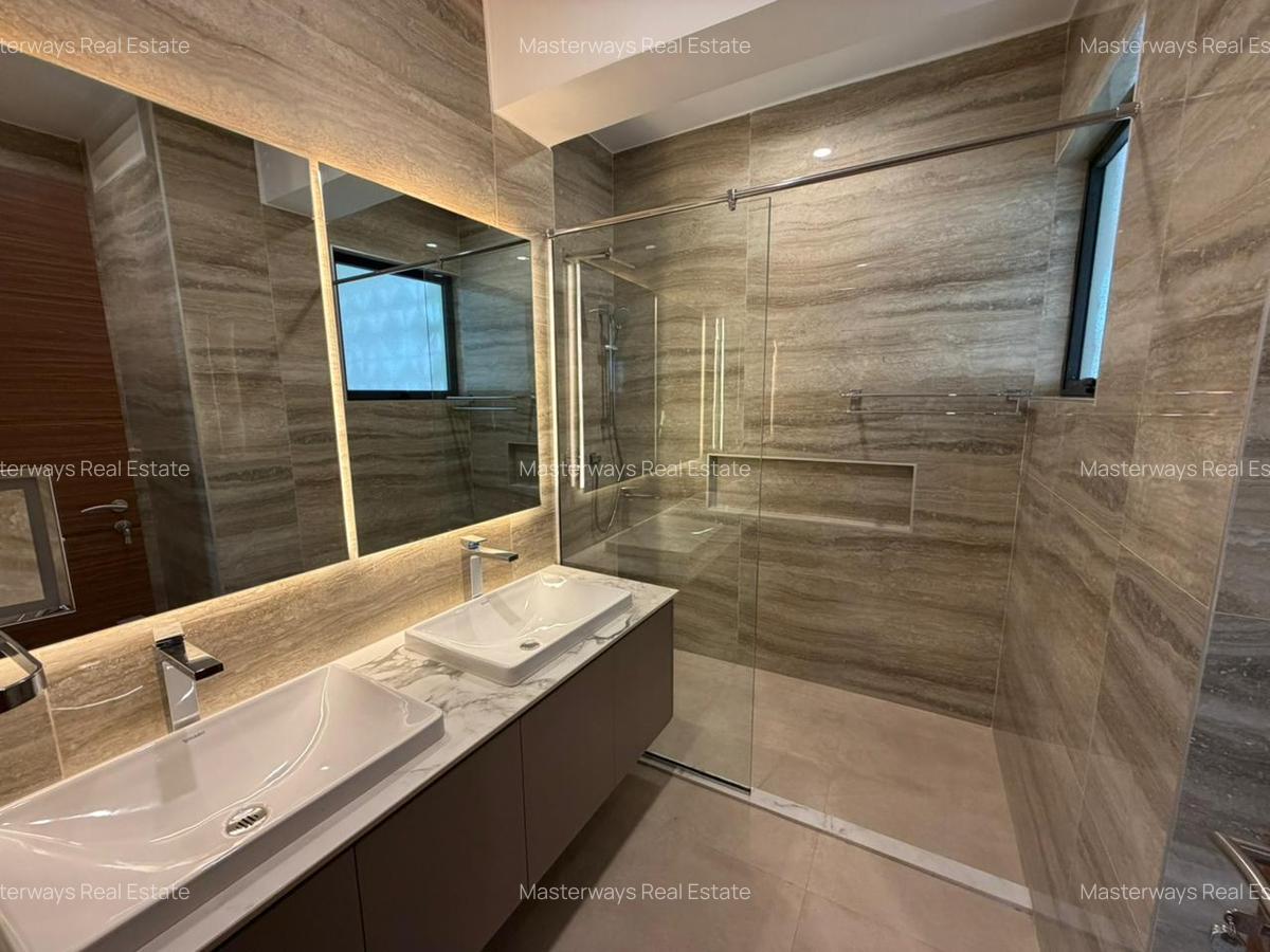 2 Bed Apartment with En Suite at Riverside Drive - 14