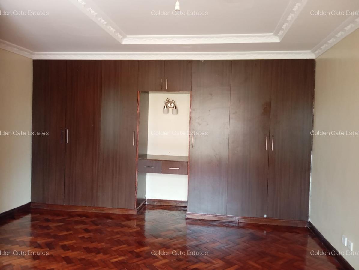 4 Bed House with En Suite in Karen - 12