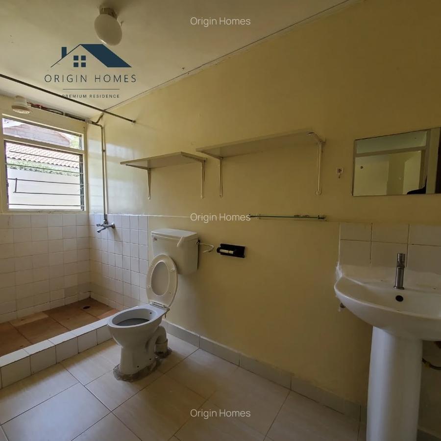 1 Bed Apartment with En Suite at Kilimani - 4