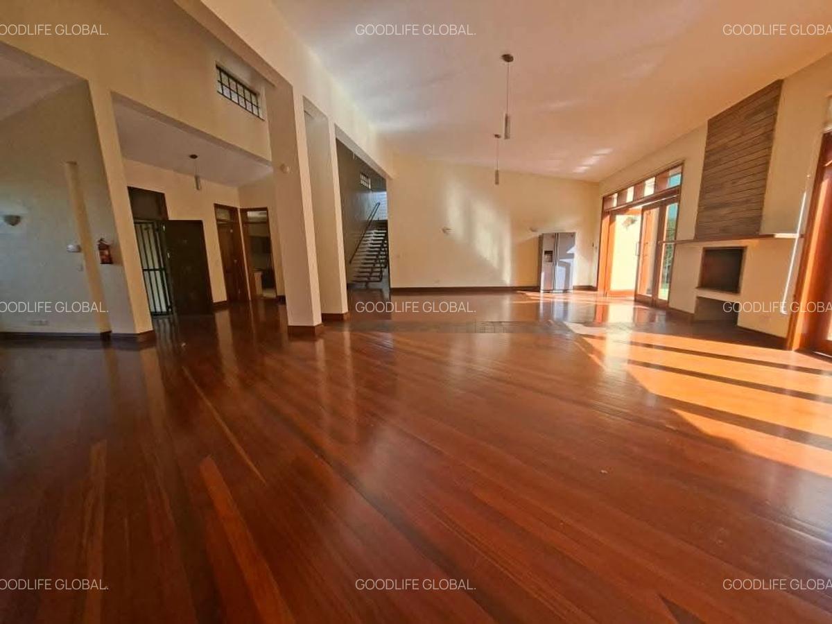 4 Bed House with En Suite at Runda - 3