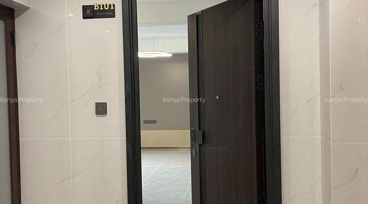 2 Bed Apartment with En Suite in Riverside - 4