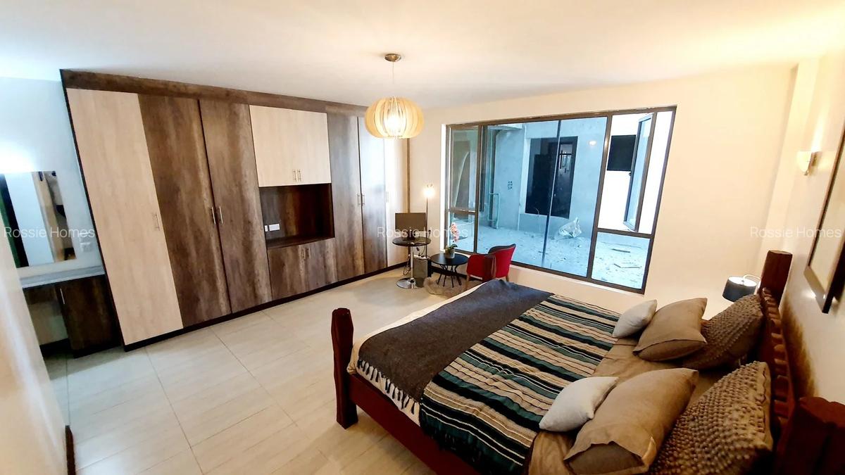 4 Bed Apartment with En Suite at George Padmore - 5