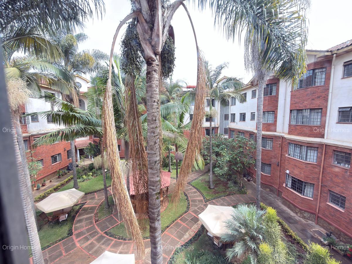 3 Bed Apartment with En Suite at Spring Valley - 14