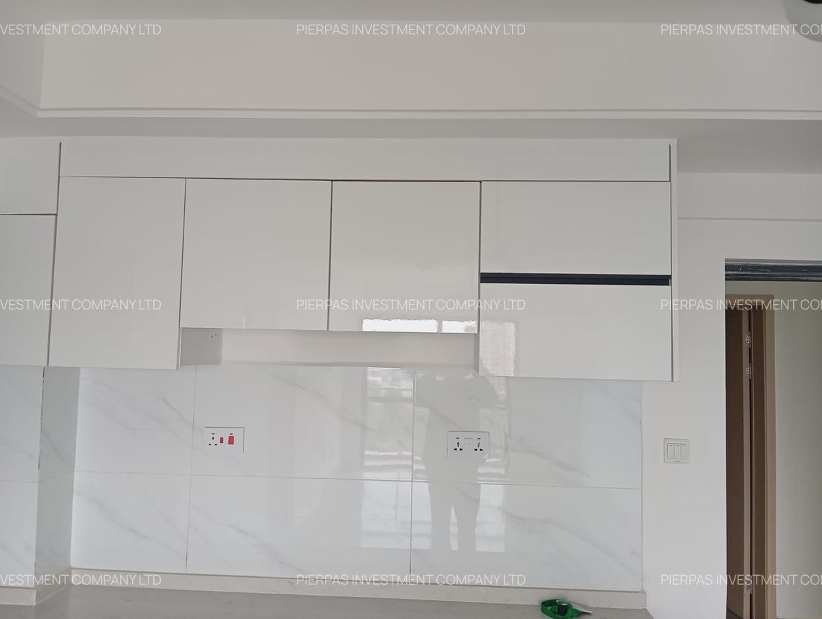 Serviced 3 Bed Apartment with En Suite in Westlands Area - 8