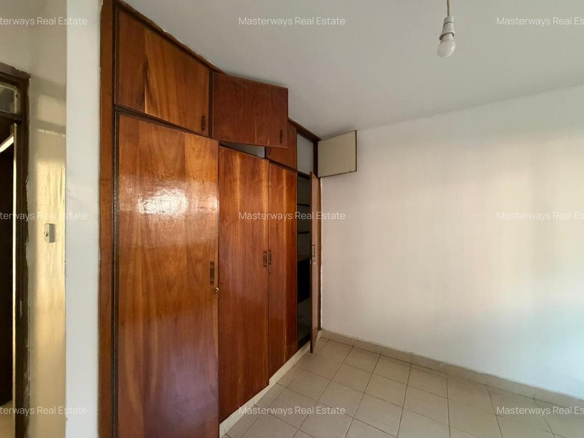 3 Bed Apartment with En Suite in Westlands Area - 10