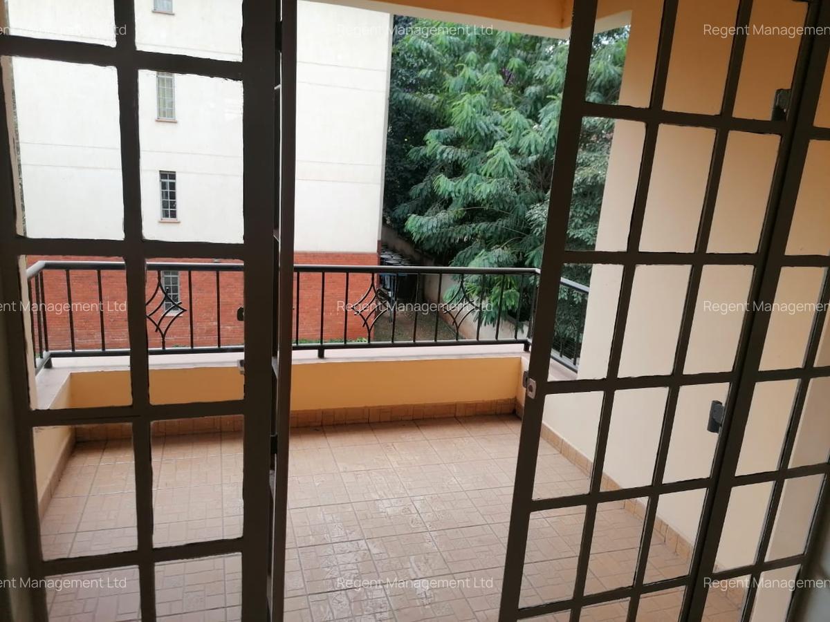 2 Bed Apartment with En Suite at Upper Hill - 5