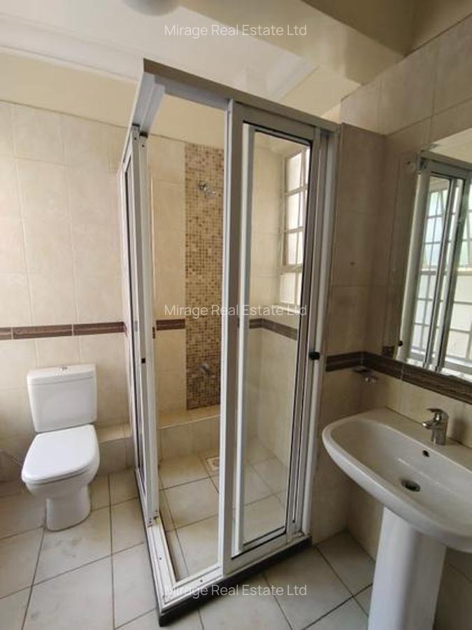 2 Bed Apartment with En Suite in Kilimani - 14