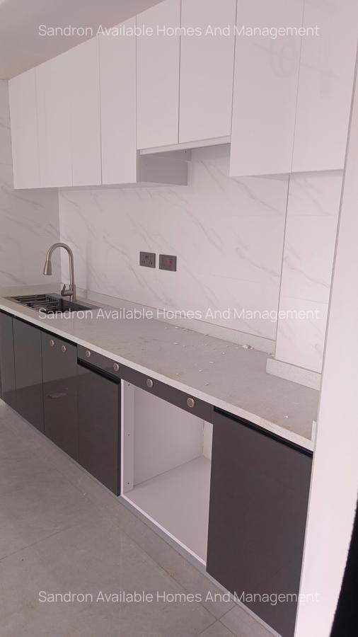 1 Bed Apartment with En Suite in Kilimani - 11