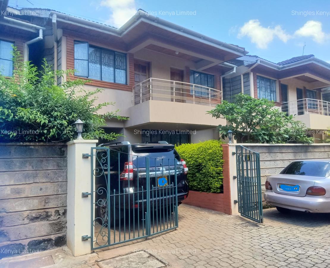 5 Bed Townhouse with En Suite at Masanduku Lane - 1