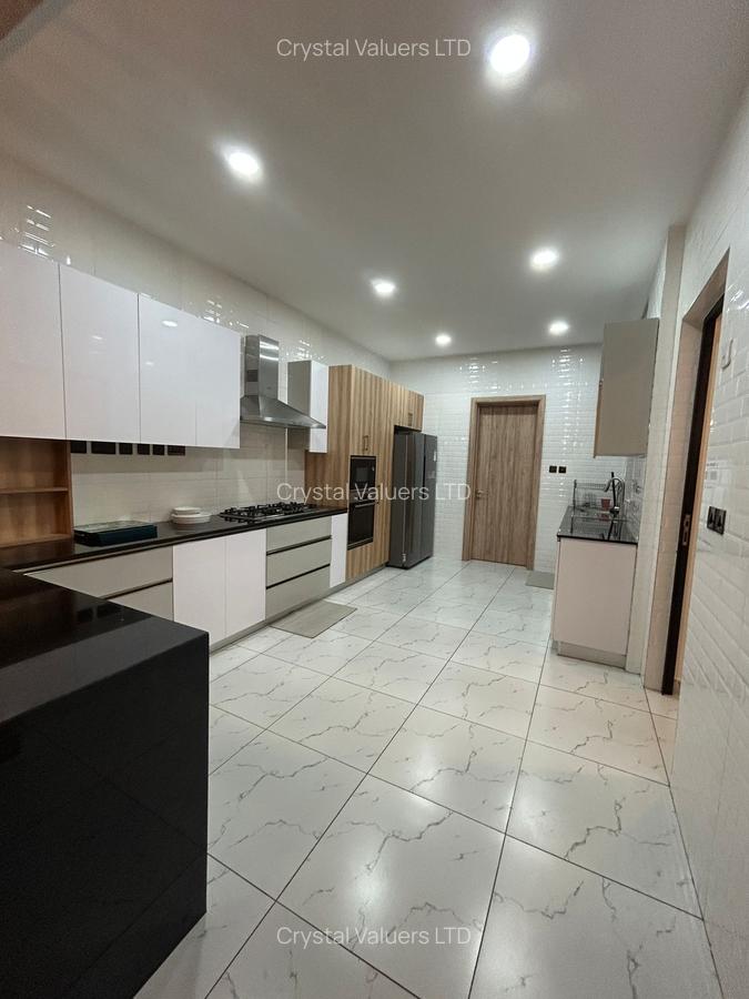 4 Bed Apartment with En Suite in Spring Valley - 5