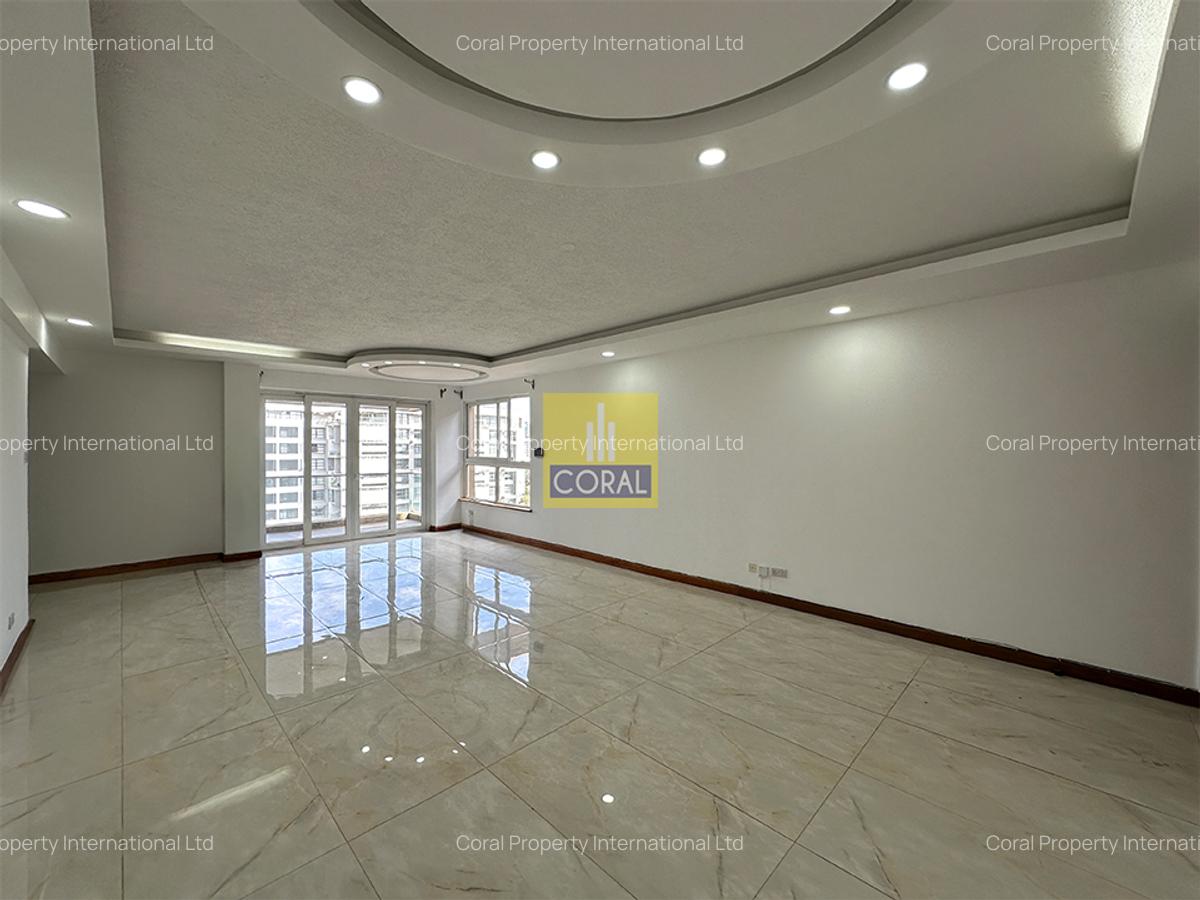 4 Bed Apartment in General Mathenge - 1