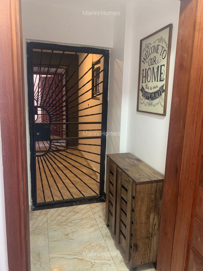 Serviced 3 Bed Apartment with En Suite in General Mathenge - 8