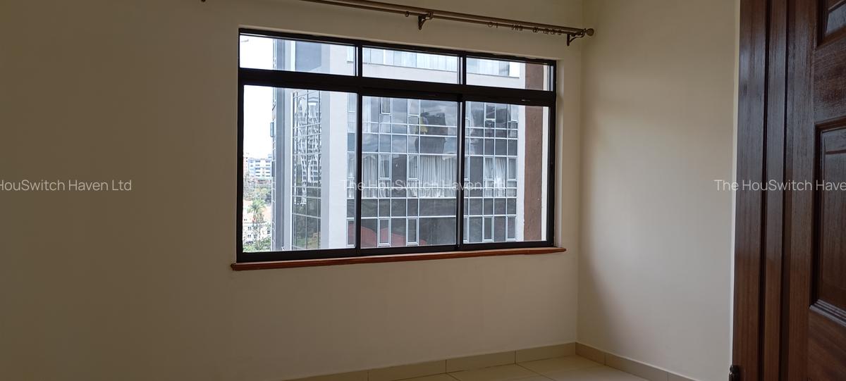 3 Bed Apartment with En Suite at Raphta Rd - 8