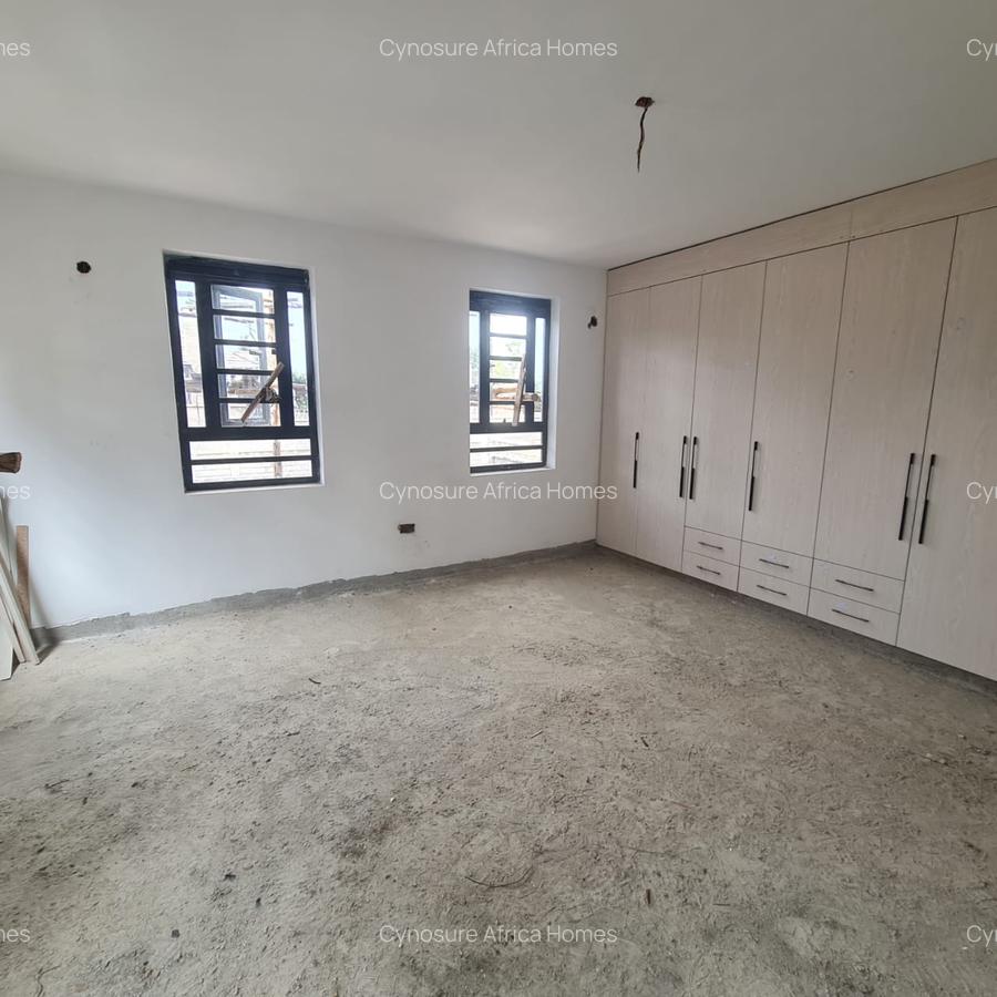 5 Bed Townhouse with En Suite at Gikambura - 6