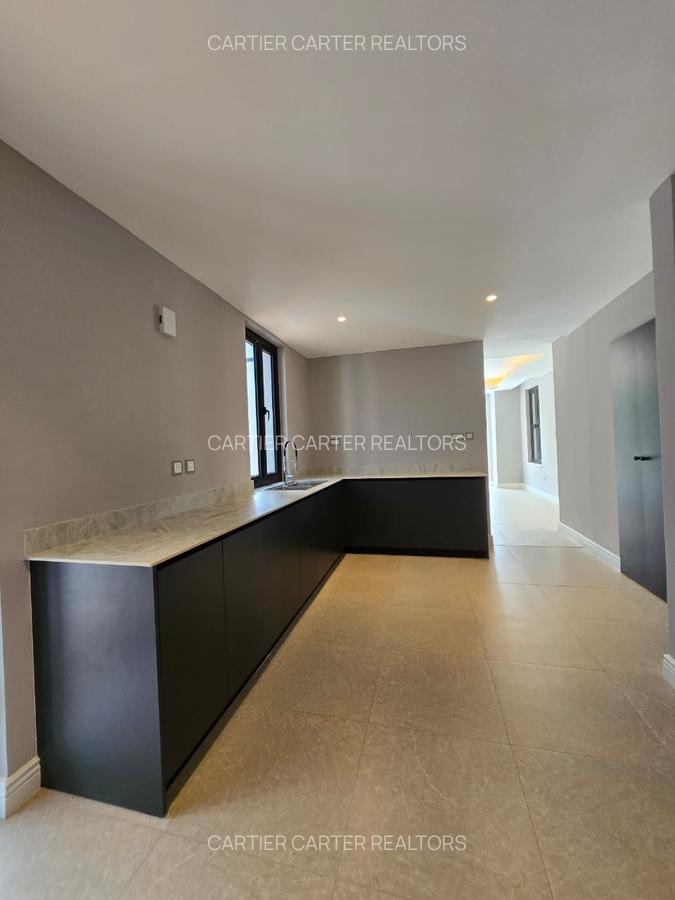 4 Bed Villa with En Suite in Runda - 10