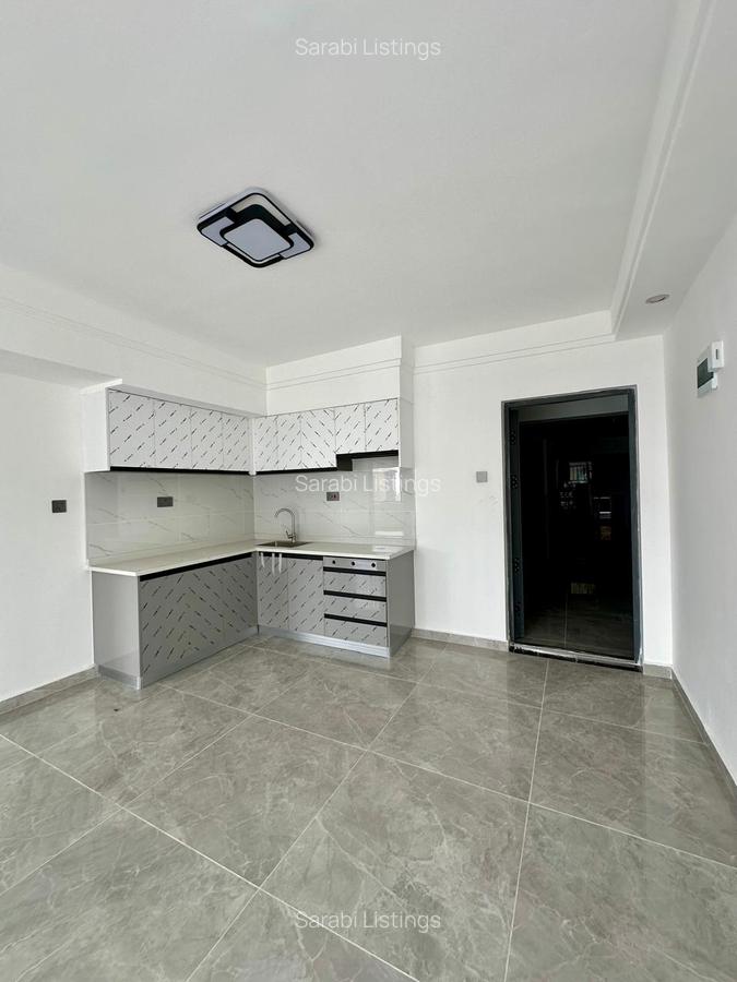 2 Bed Apartment with En Suite in Kilimani - 4