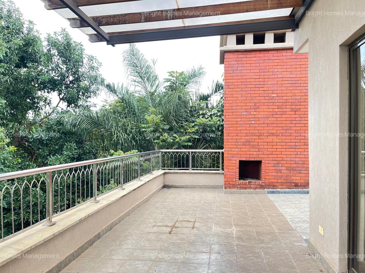 5 Bed Townhouse with Swimming Pool in Lavington - 16
