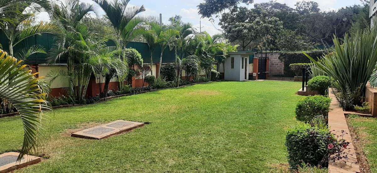 4 Bed House with En Suite in Runda - 6