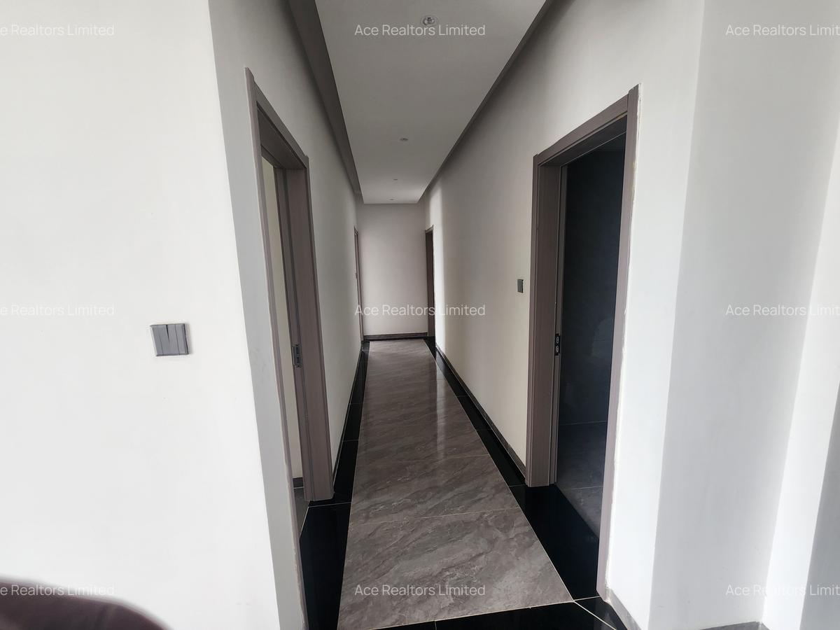 1 Bed Apartment with En Suite at Mandera Road - 4