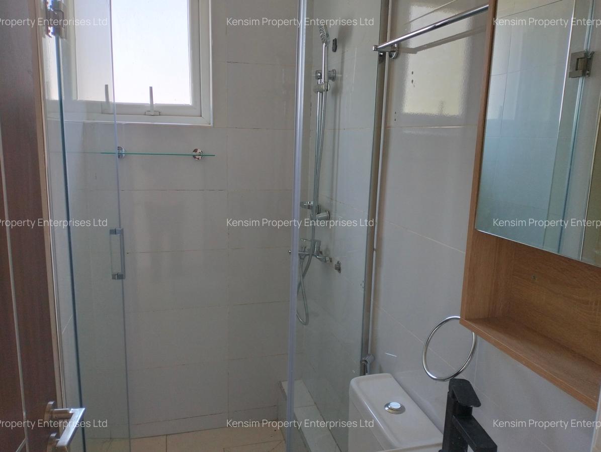 2 Bed Apartment with En Suite in Westlands Area - 12