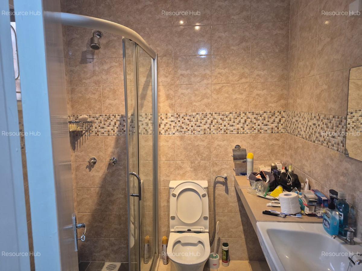 3 Bed House with En Suite at Loresho - 12