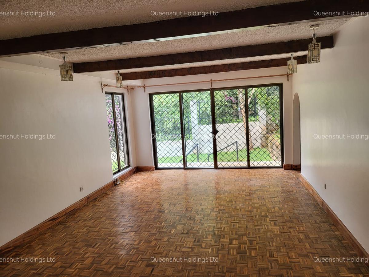 4 Bed Townhouse with En Suite in Gigiri - 5