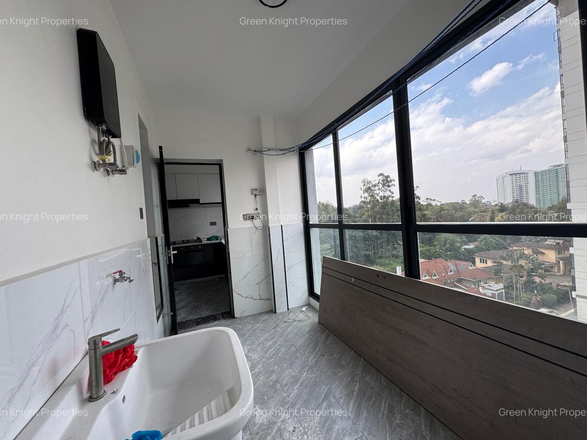 Serviced 4 Bed Apartment with En Suite in Kileleshwa - 12