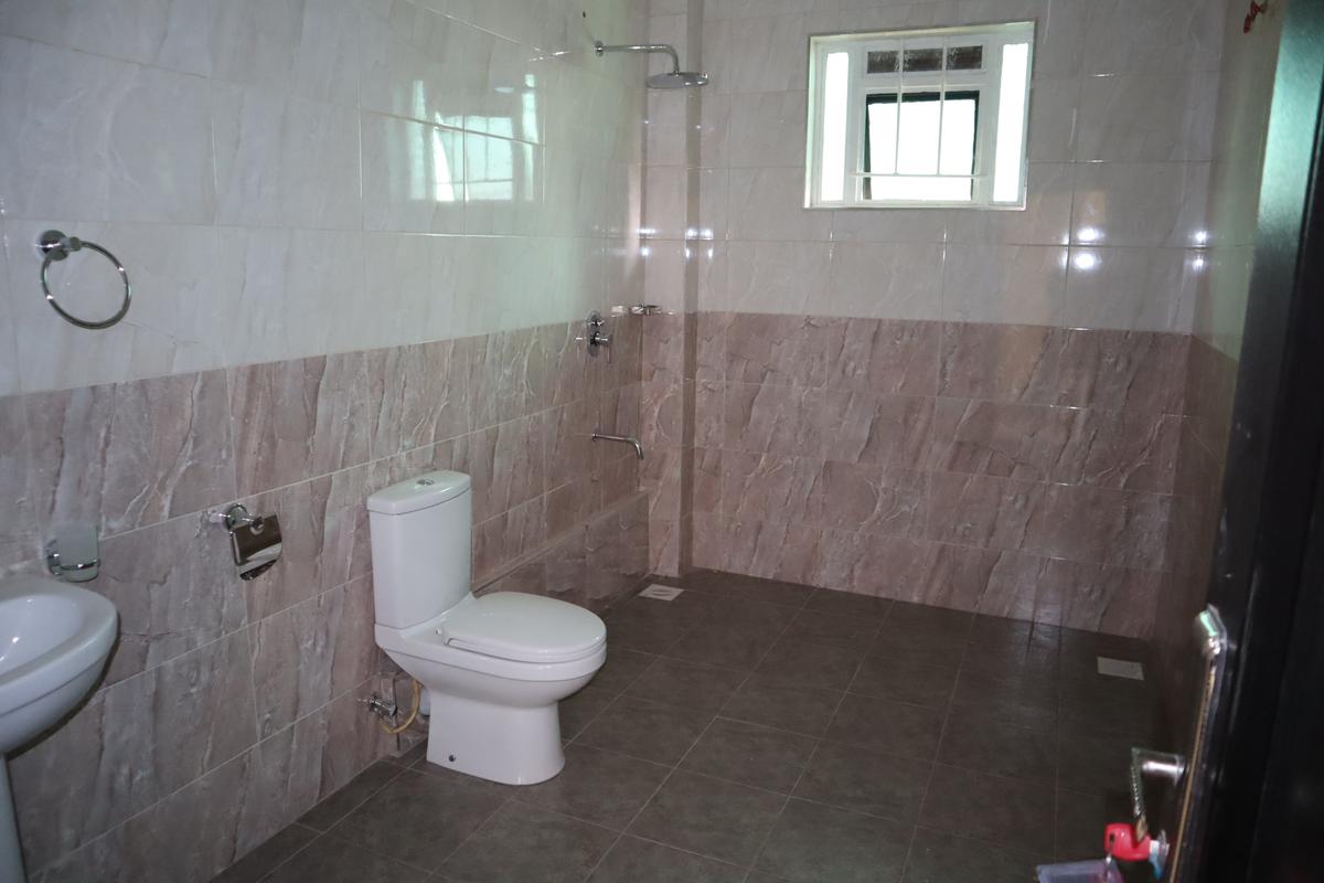 4 Bed House with En Suite at Mugutha Area - 18