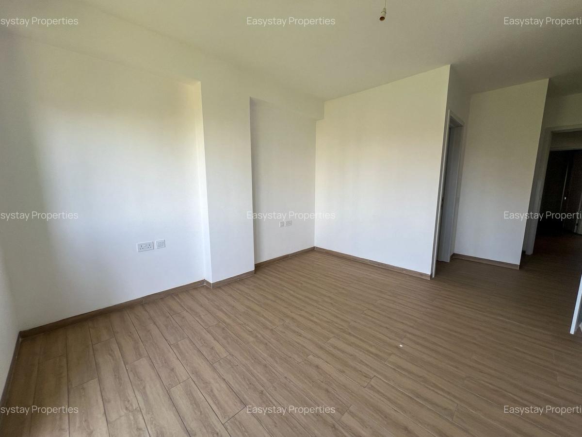 3 Bed Apartment with En Suite in Lavington - 12