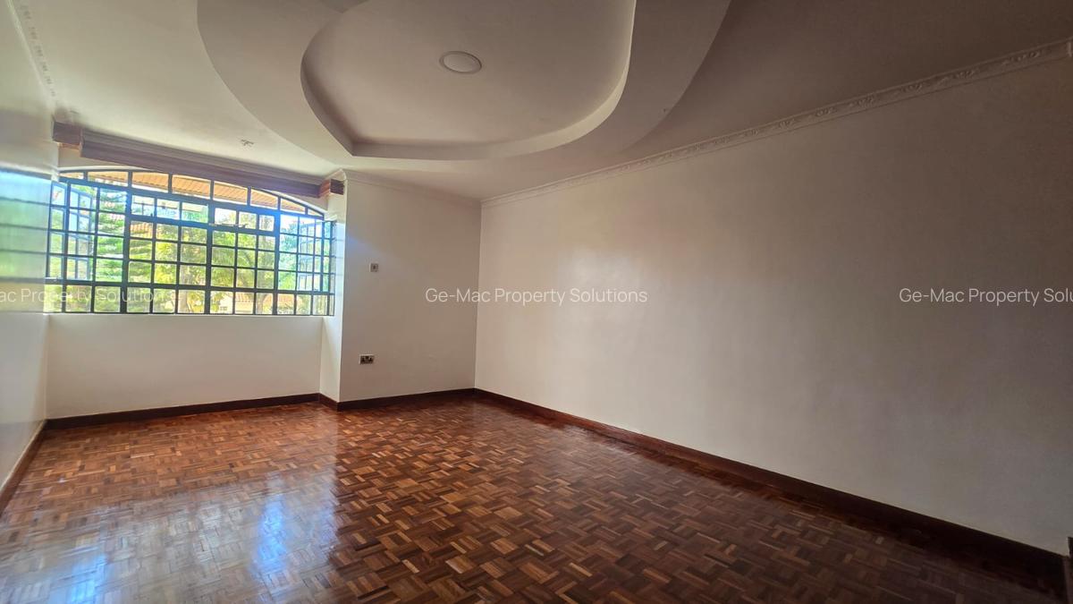 5 Bed House with Staff Quarters in Runda - 3