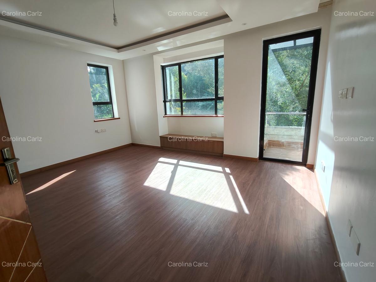 4 Bed Townhouse with En Suite at Kirawa Road - 13