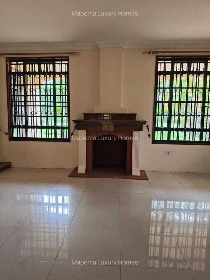 5 Bed House with En Suite at Magadi Road - 4
