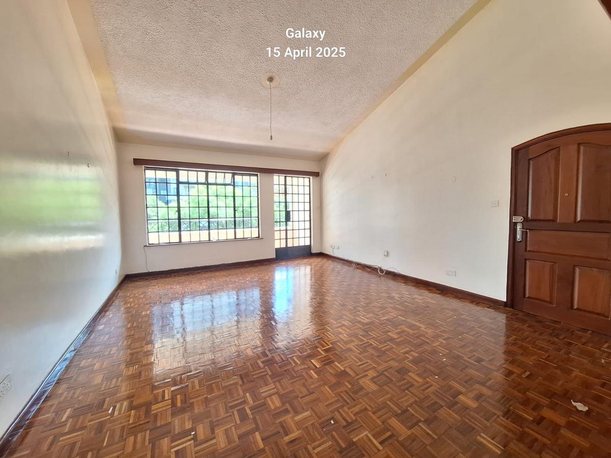 3 Bed Apartment with En Suite at Westlands - 16