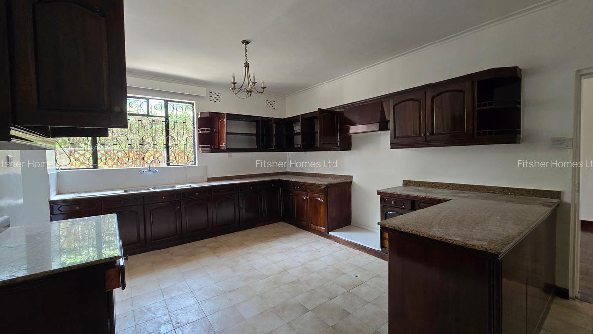 6 Bed House with En Suite in Kilimani - 9