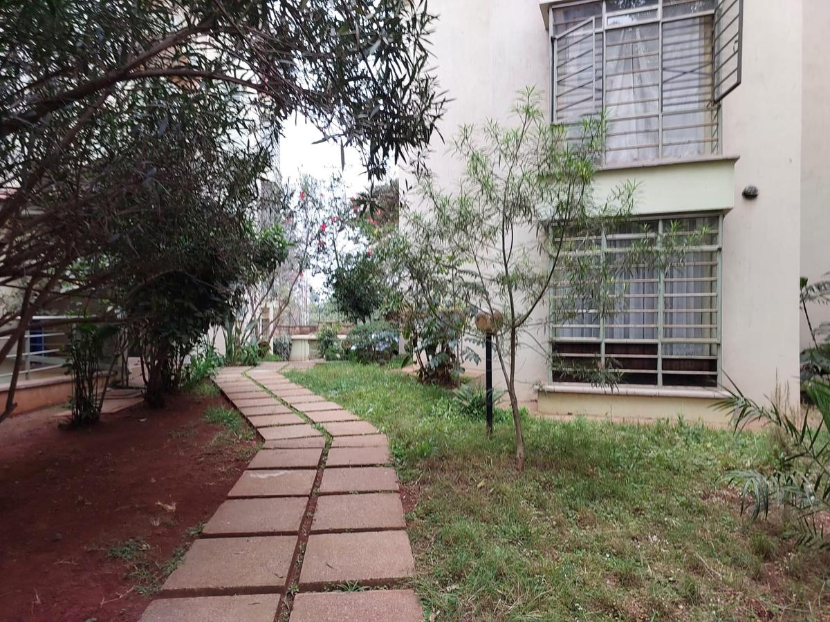 3 Bed Apartment with En Suite in Kileleshwa - 11