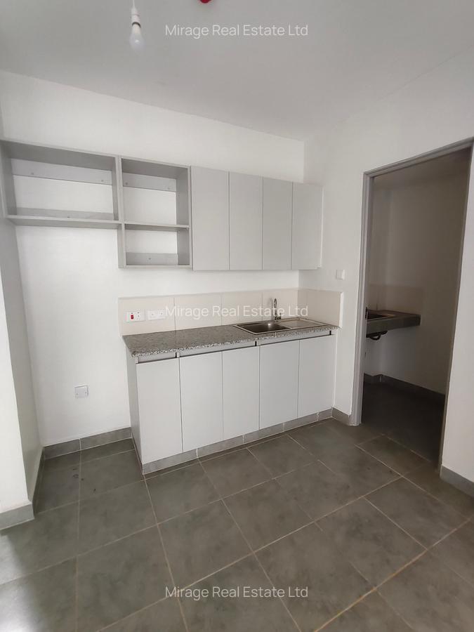 2 Bed Apartment with Swimming Pool in Garden Estate - 19