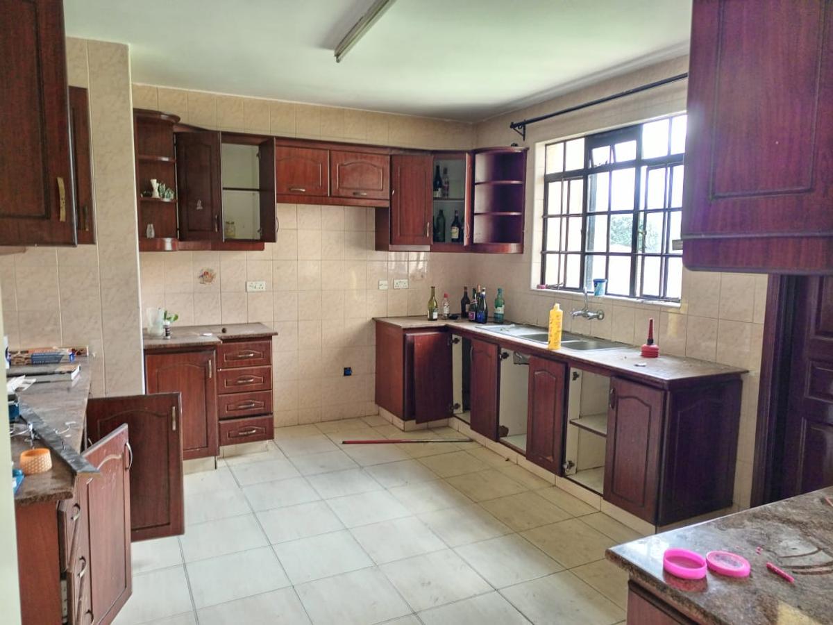 3 Bed Apartment with En Suite at Rhapta Road - 2