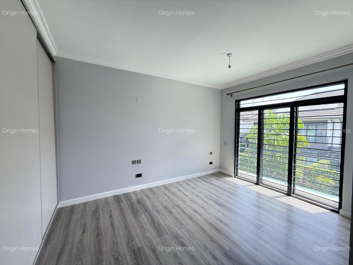 4 Bed Townhouse with En Suite at Kiambu Road - 6