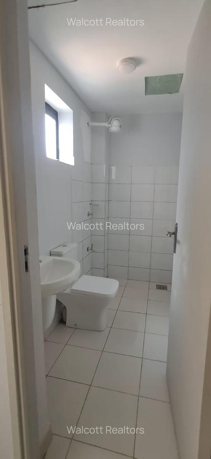 Studio Apartment with En Suite in Naivasha Road - 6