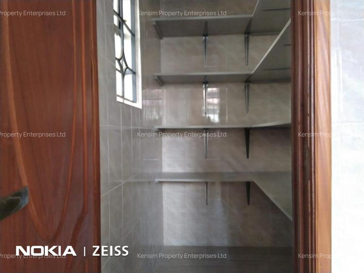 4 Bed Townhouse with En Suite in Lavington - 15