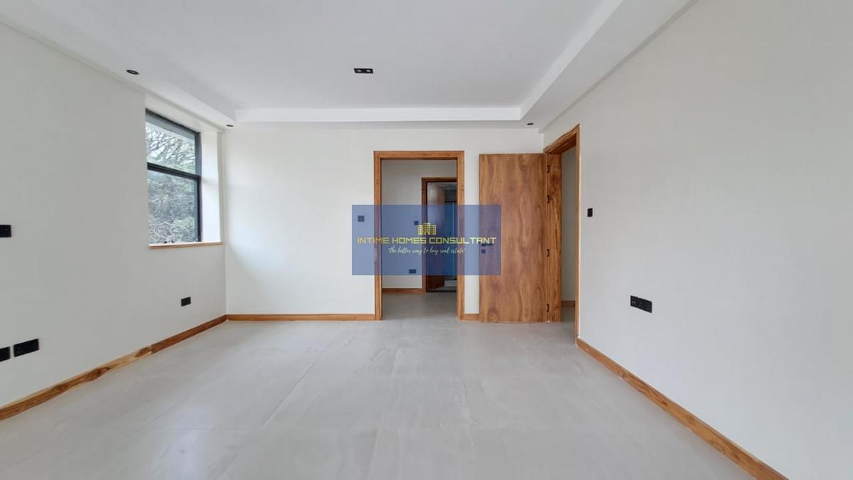 4 Bed Apartment with En Suite in Spring Valley - 5