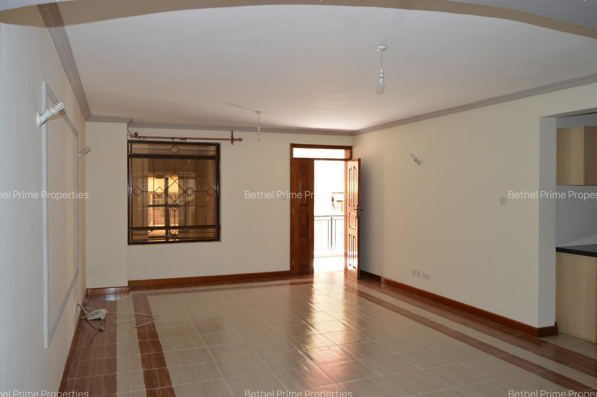 4 Bed Apartment with En Suite in Parklands - 1