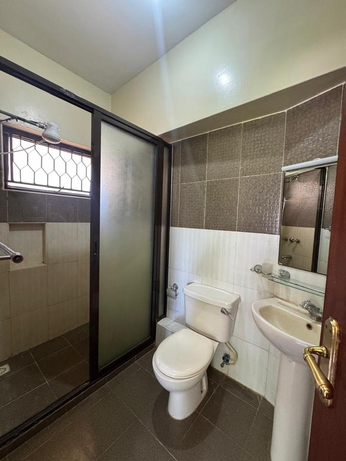 3 Bed Apartment with En Suite in Rhapta Road - 12