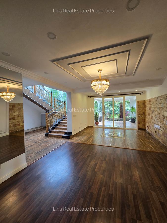 5 Bed House with En Suite in Runda - 6