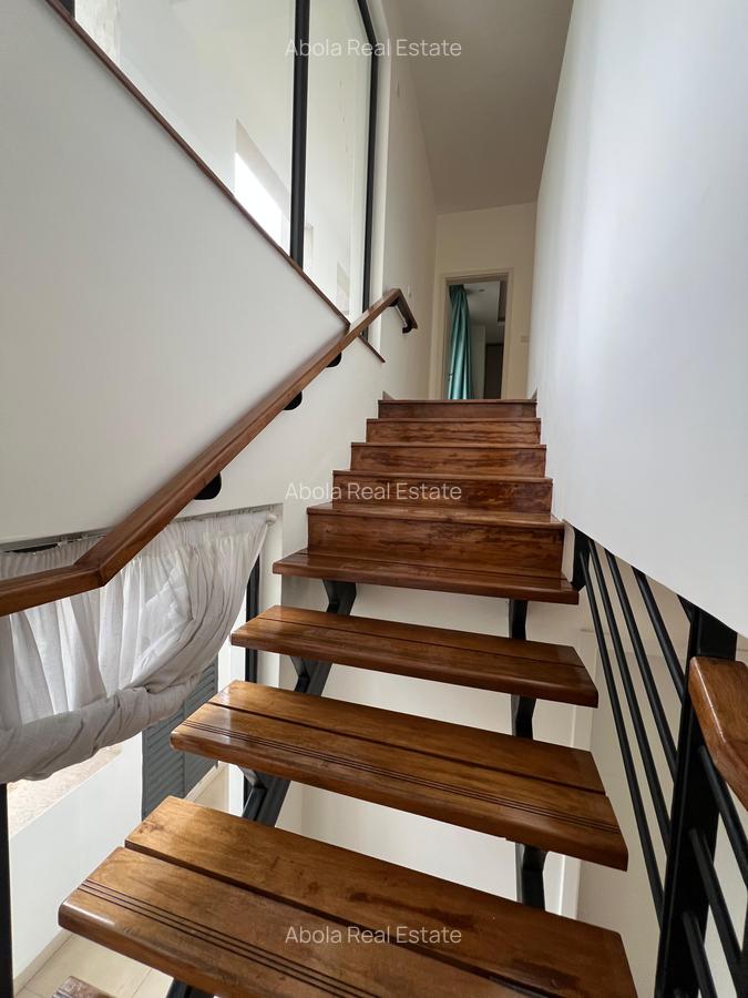 3 Bed Apartment with En Suite in Riverside - 12